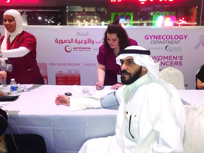 «إعانة المرضى» شاركت في المعرض الصحي بالأڤنيوز