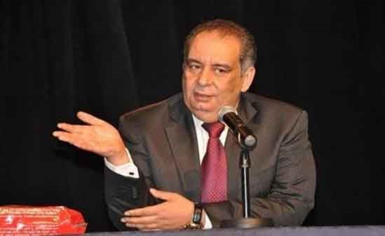 بالفيديو .. باحث مصري يثير الجدل بتصريحه :"شرب النبيذ حلال" !!