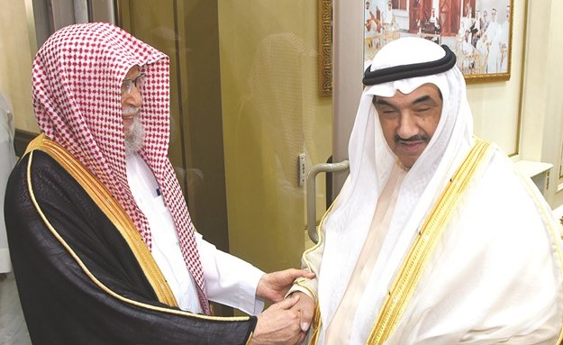 سمو الشيخ ناصر المحمد مرحبا بالشيخ د. عبدالله بن عبدالمحسن التركي﻿