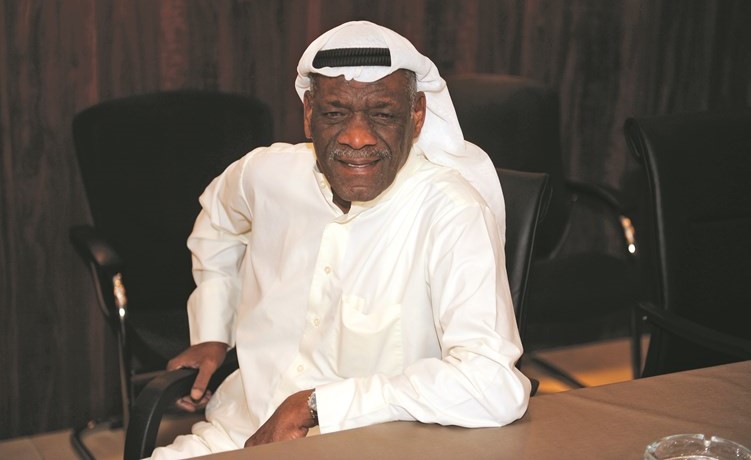 بالفيديو.. الفنان خالد الملا: أقرأ القرآن بعد الفجر وحججت عام 1986 وذاكرتي بمنطقة الشامية .. والفضالة أفضل مطرب كويتي