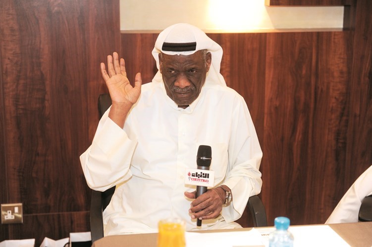 بالفيديو.. الفنان خالد الملا: أقرأ القرآن بعد الفجر وحججت عام 1986 وذاكرتي بمنطقة الشامية .. والفضالة أفضل مطرب كويتي