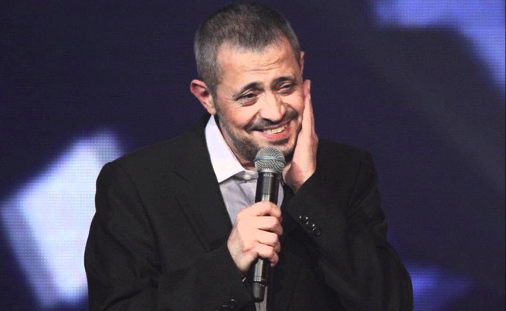 بالفيديو.. جورج وسوف يعلِّق على أغنية أهداها له مطرب شهير: "شكراً حبيبي.. ما فهمت منها شيء"