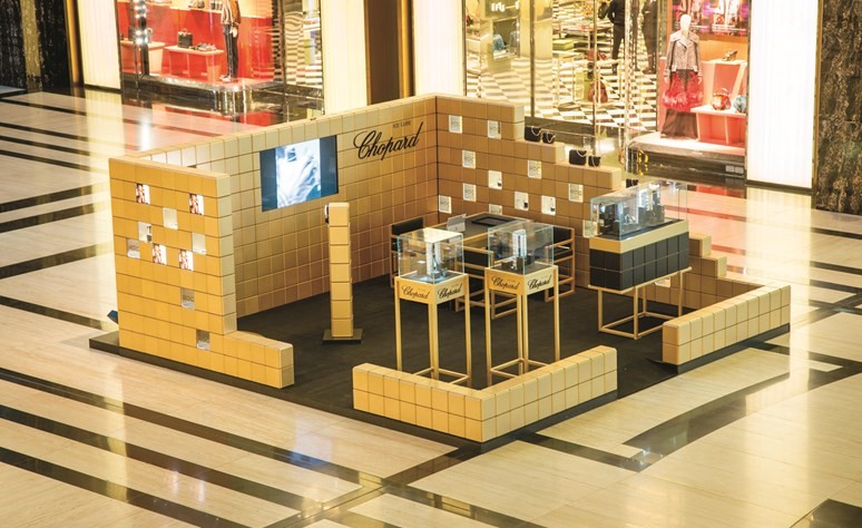 منصة «شوبارد» تعرض روائع مجوهرات مجموعتي RIHANNA CHOPARD وIce Cube Pure