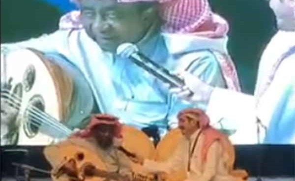 شاهد كيف غنّى جمهور الرياض "دويتو" مع عبدالرب إدريس