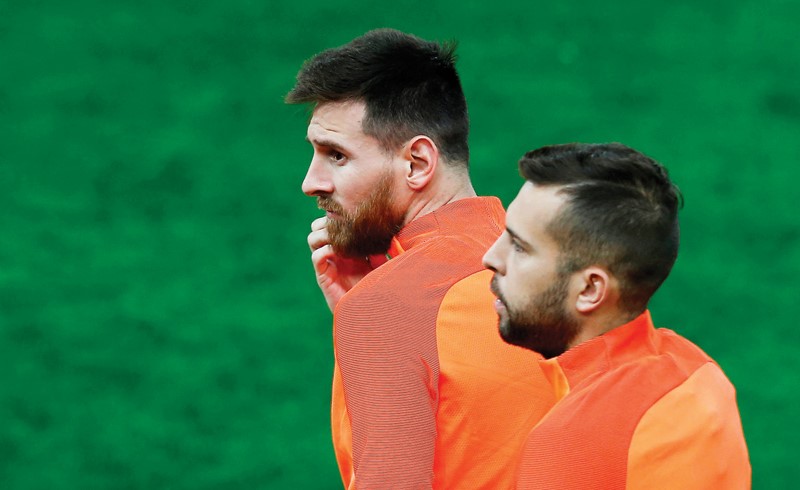 برشلونة في مواجهة «أبناء الأندلس» وبايرن ـ دورتموند.. صراع «الصدارة»
