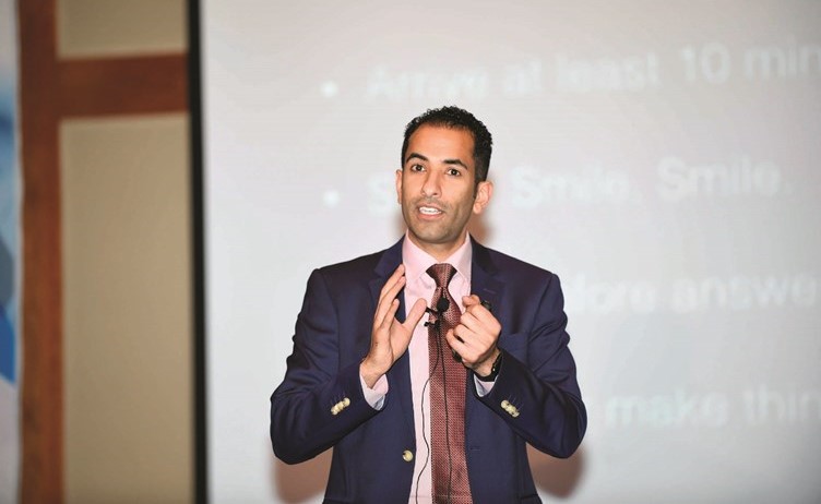 د.محمد السويدان محاضرا﻿