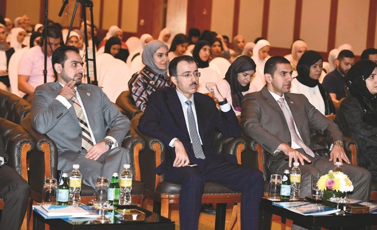 بالفيديو.. «كيمز» يستعرض سبل اجتياز الاختبارات الشخصية لبرامج البورد