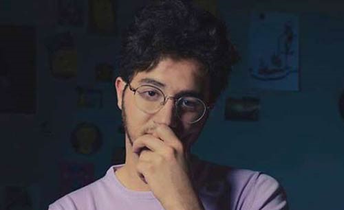 بالفيديو.. ممثل مصري يعترف" أسرق أشياءً من المطاعم .. ولم أستحم لشهرين" !