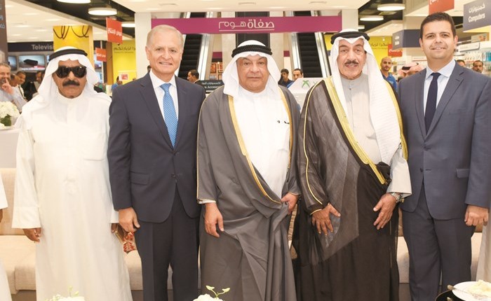 قتيبة الغانم والفريق فهد الأمير﻿