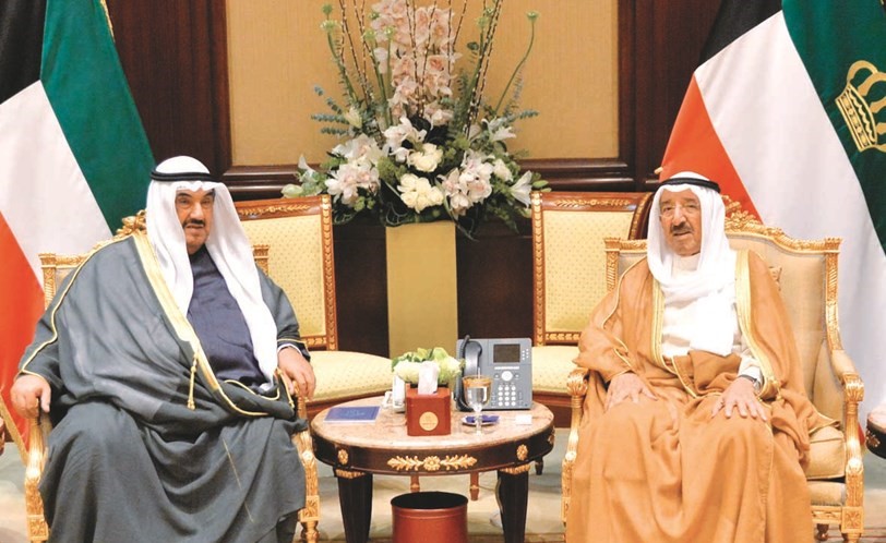 صاحب السمو الأمير الشيخ صباح الأحمد مستقبلا سمو الشيخ ناصر المحمد ﻿