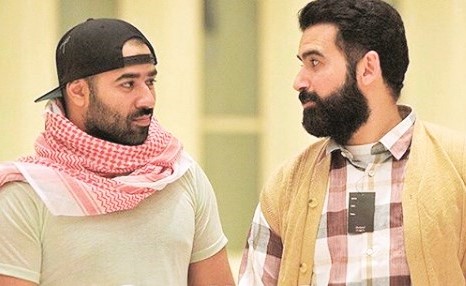 ايراج وبشار الشطي اثناء تصوير فيلم سرب الحمام﻿