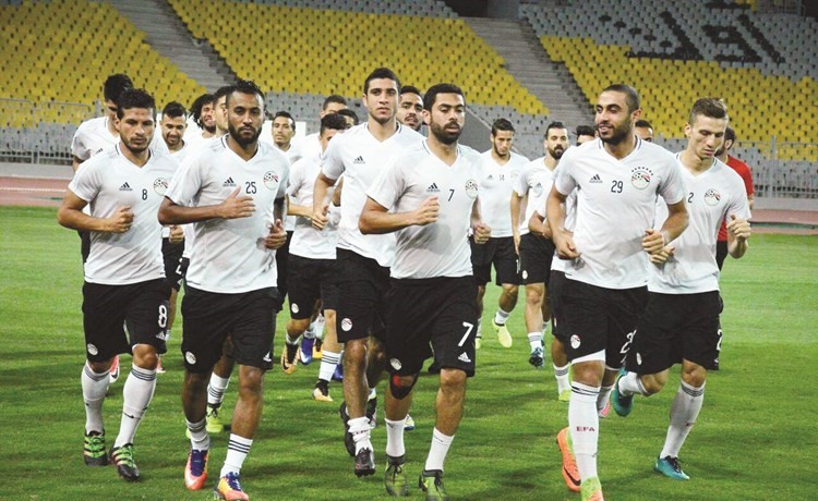 لاعبو منتخب مصر في تدريب سابق ﻿