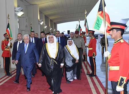 الرئيس الفلسطيني يصل إلى البلاد في زيارة رسمية