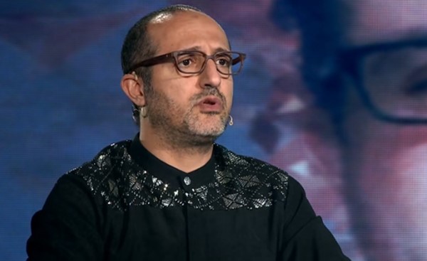 بالفيديو.. اعلامي مصري عن شيرين: رغم إهانتها ليا لكن بتصعب عليا