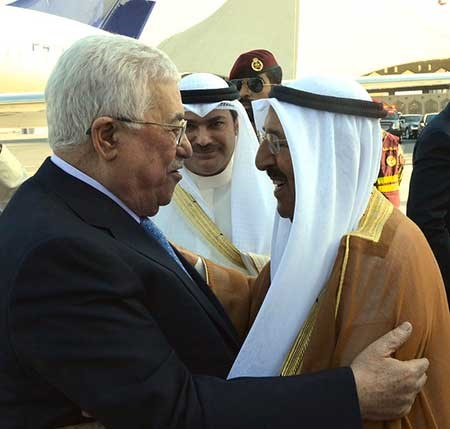 صاحب السمو الأمير الشيخ صباح الأحمد مودعا الرئيس الفلسطيني محمود عباس 