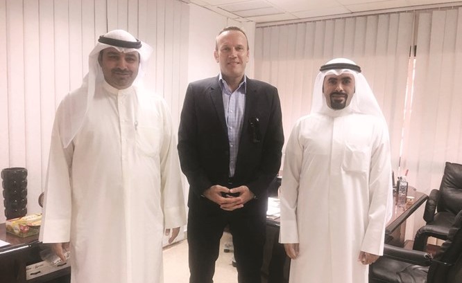 بول فرين متوسطا د.بدر البصيري وم.فهد الزعبي﻿