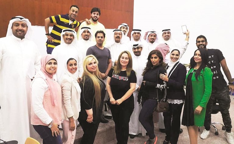 صورة للمشاركين في الدورة﻿