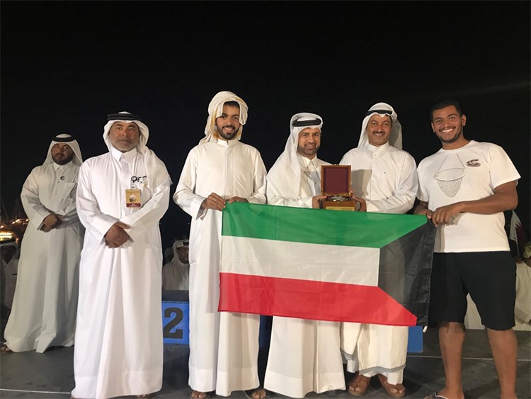 الكويت تفوز بالمركزين الأول والثاني في مسابقة الغوص على اللؤلؤ بالدوحة