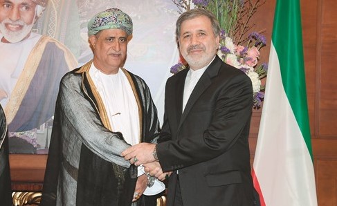 السفير الإيراني د.علي رضا عنايتي يهنئ السفير العماني ﻿