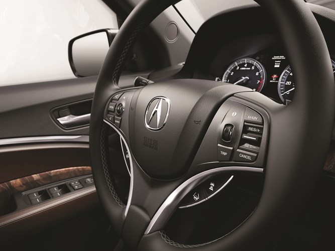 الملا ACURA تمنح محبي MDX فرصة استئجار الفخامة