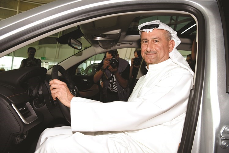 عادل بهبهاني من داخل مقصورة تيرين الجديدة﻿