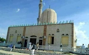 روايات شهود عيان من داخل المسجد