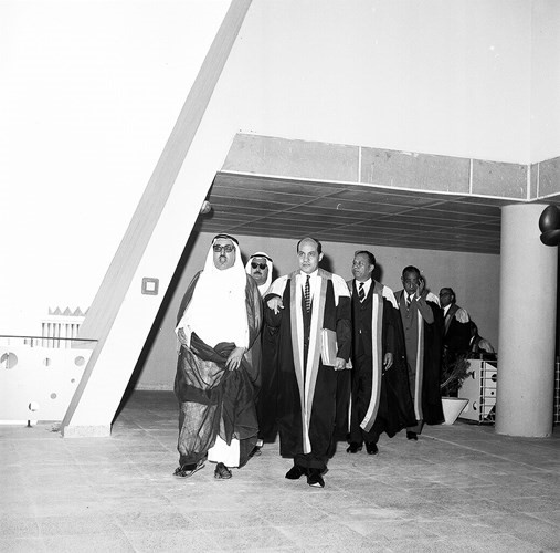بدء الدراسة بالجامعة 15-10-1966﻿