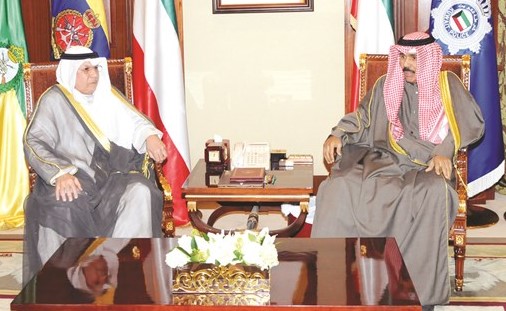 سمو ولي العهد الشيخ نواف الأحمد خلال استقباله الشيخ خالد الجراح﻿