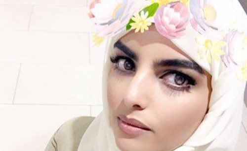 بالفيديو.. فنانة سعودية تصدم المتابعين بـ"التفحيط "في مكان عام... شاهدوا كيف فعلت ذلك