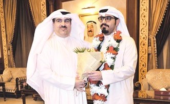 ورود وتهان لأحمد نبيل من والده ﻿