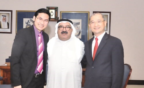 الشيخ ناصر صباح الأحمد مستقبلا سفير فيتنام ترينه مينه مانه﻿