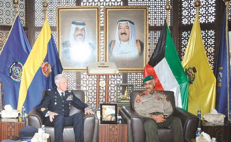 الفريق الركن محمد الخضر مستقبلا الفريق سيتمو كابوتو﻿