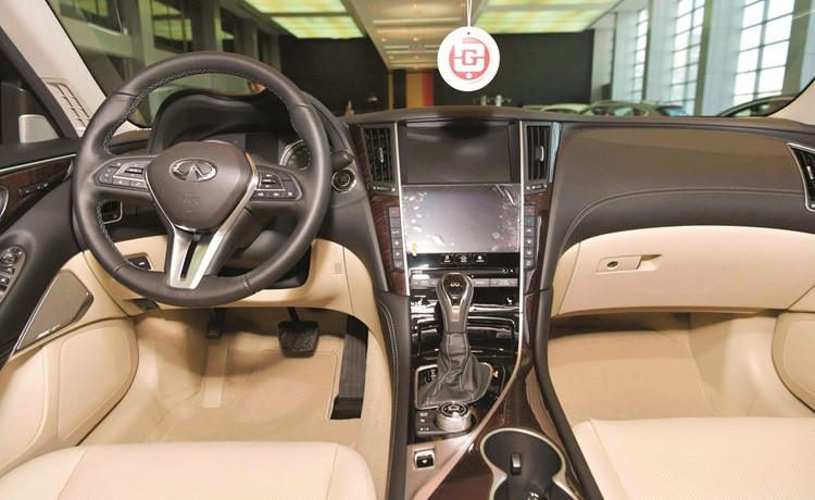 «إنفينيتي البابطين» تطلقQ50 2018 الجديدة في الكويت
