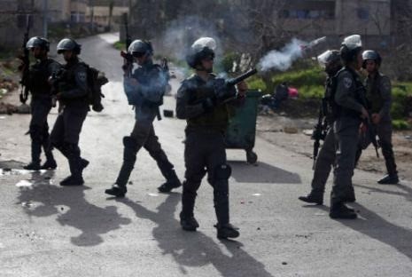 فلسطينيون يحتجزون عدداً من المستوطنين شمال الضفة الغربية