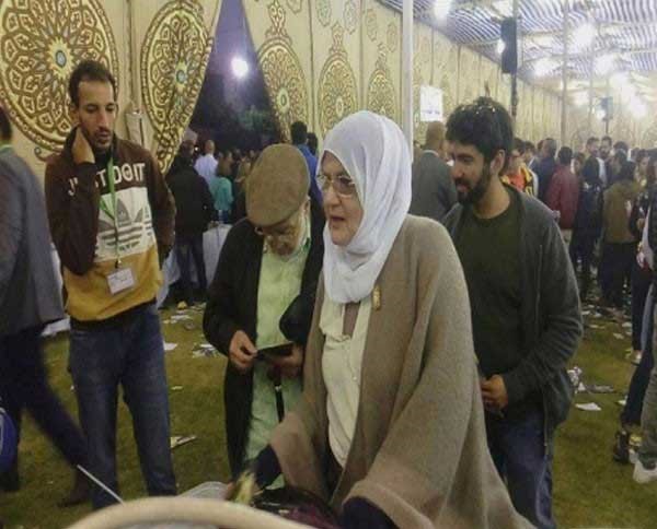 بالصور.. ظهور نادر لشمس البارودي مع زوجها حسن يوسف
