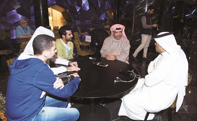 لقاء الصحافة المحلية بعادل الماس	(أحمد علي)﻿