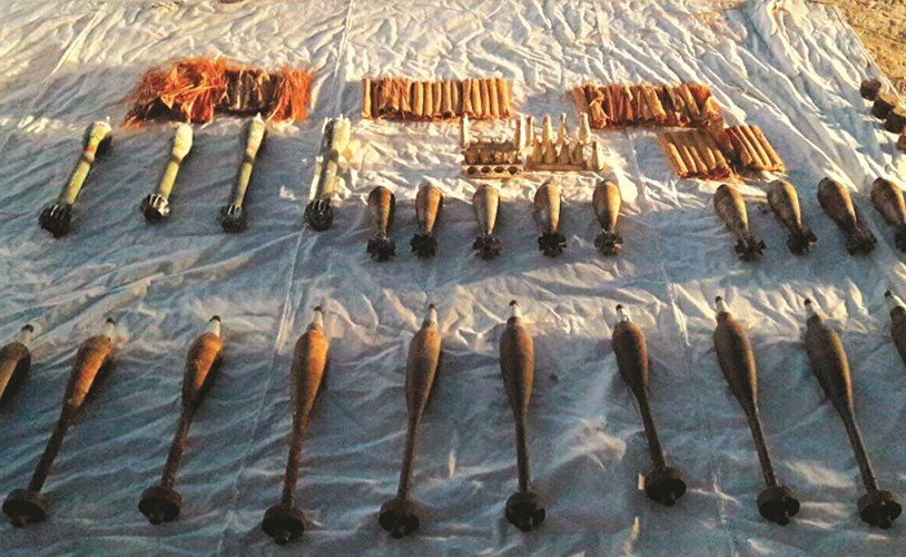 قذائف خاصة بالإرهابيين ضبطها الجيش المصري في سيناء﻿