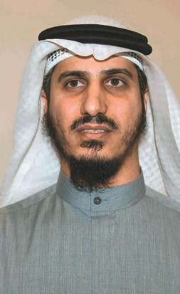 بدر الداهوم مشاركا في الوقفة﻿