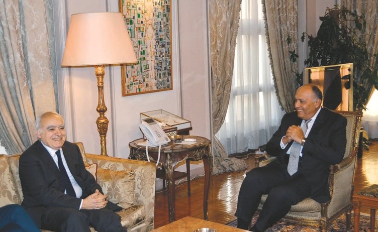 وزير الخارجية سامح شكري مستقبلا مبعوث الأمم المتحدة الى ليبيا غسان سلامة ﻿