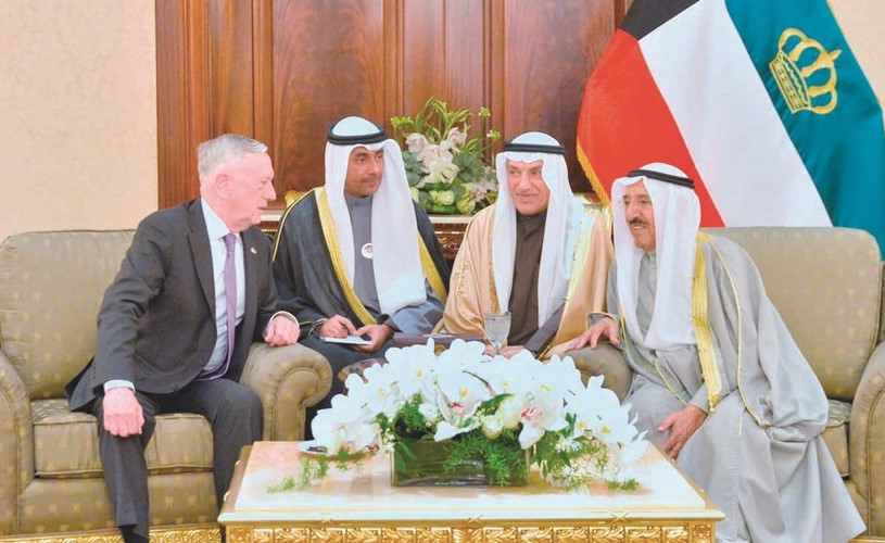 صاحب السمو الأمير الشيخ صباح الأحمد مستقبلا وزير الدفاع الأميركي جيمس ماتيس﻿