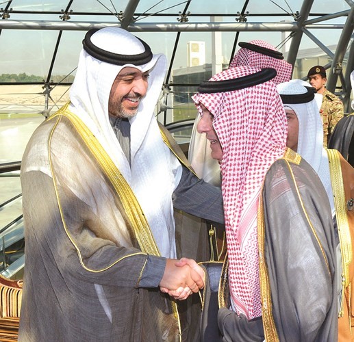 العبدالله مرحبا بوزير الخارجية السعودي عادل الجبير لدى وصوله﻿