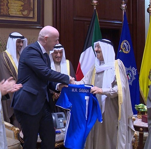 بالفيديو.. وعدوا فأوفوا... عـاد «الأزرق»
