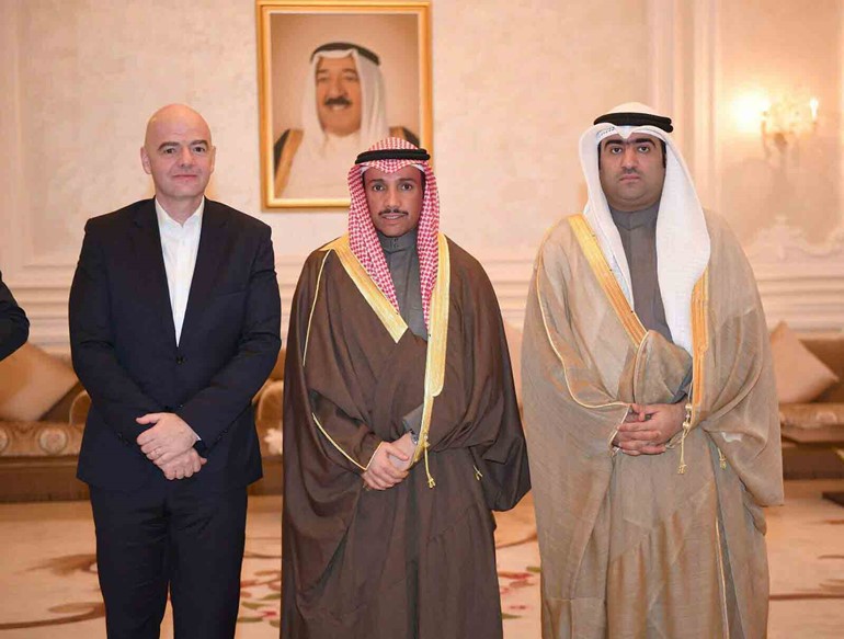 بالفيديو.. وعدوا فأوفوا... عـاد «الأزرق»
