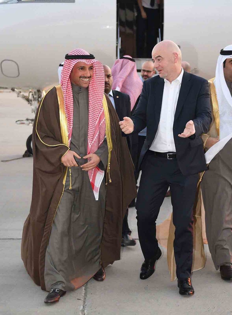 بالفيديو.. وعدوا فأوفوا... عـاد «الأزرق»