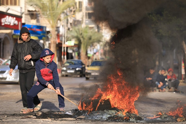 إضراب شامل في الأراضي الفلسطينية احتجاجاً على قرار ترامب بشأن القدس