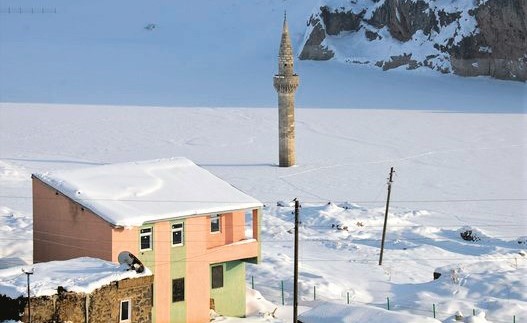 مئذنة الثلج ﻿