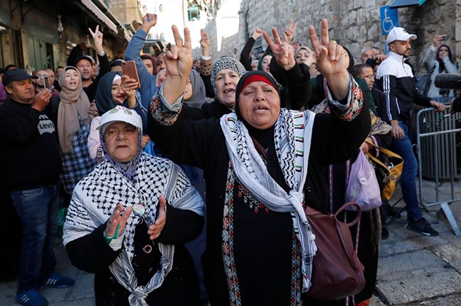 مظاهرات حاشدة تعم الأراضي الفلسطينية والعالم احتجاجاً على قرار ترامب بشأن القدس