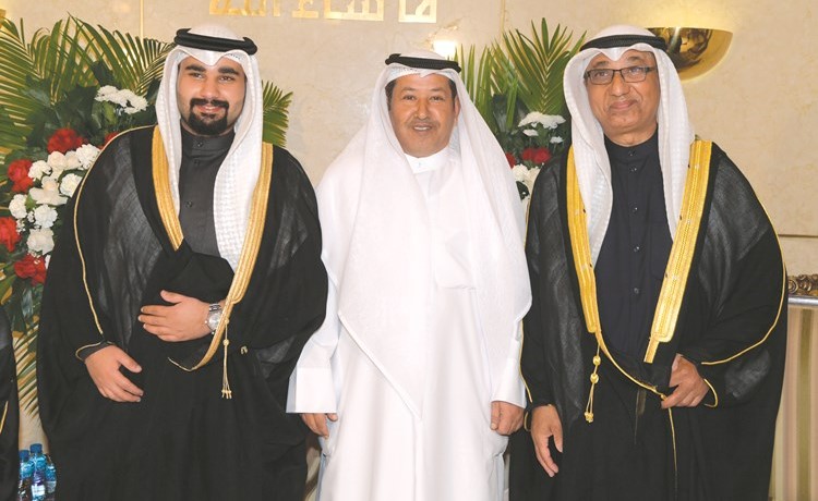 مطلق الهبيدة يبارك للمعرس فهد الخليفة ووالده عدنان الخليفة﻿