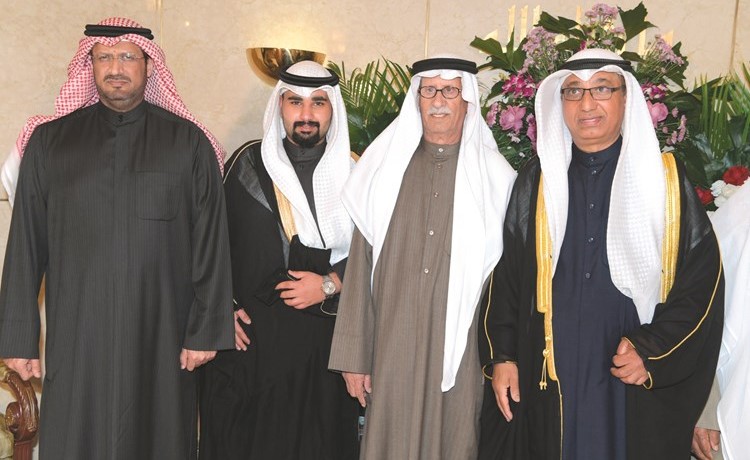 سرور الهلفي وضويحي الهلفي يباركان﻿