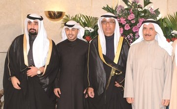 فيصل المعجل وحربي الرقم يهنئان﻿